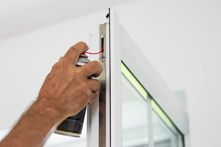 Fensterbeschläge erneuern